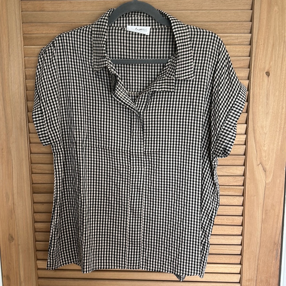 Carly Jean Los Angeles Black/Cream check blouse